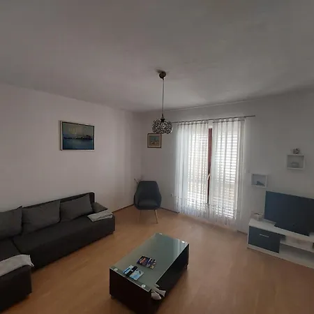 Dominik Apartament *
